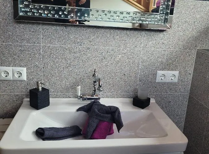 Anne's Wohlfuehlplatzl Apartmán